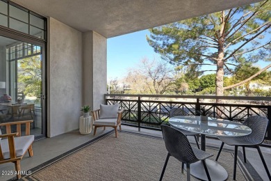 RARE CORNER UNIT WITH MOUNTAIN VIEWS!  This beautifully on Arizona Biltmore Golf and Country Club in Arizona - for sale on GolfHomes.com, golf home, golf lot