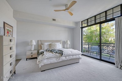 RARE CORNER UNIT WITH MOUNTAIN VIEWS!  This beautifully on Arizona Biltmore Golf and Country Club in Arizona - for sale on GolfHomes.com, golf home, golf lot