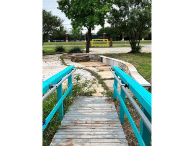 Just Listed For Sale! Perfect for a Medical Practice, Dental on Buffalo Creek Golf Club in Texas - for sale on GolfHomes.com, golf home, golf lot