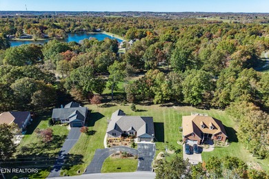 RARE OPPORTUNITY - BRICK HOME WITH ATTACHED APARTMENT ON THE on Deer Creek Golf Club in Tennessee - for sale on GolfHomes.com, golf home, golf lot