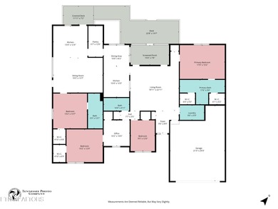 RARE OPPORTUNITY - BRICK HOME WITH ATTACHED APARTMENT ON THE on Deer Creek Golf Club in Tennessee - for sale on GolfHomes.com, golf home, golf lot