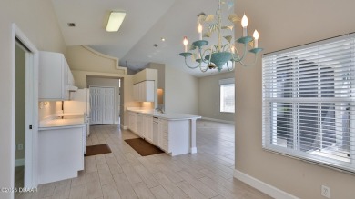 This lovely 3BR 2 BA home is located in the highly desirable on Plantation Bay Golf and Country Club in Florida - for sale on GolfHomes.com, golf home, golf lot