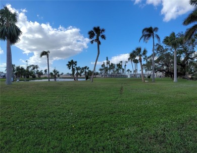 Welcome home!!  This adorably 2 bed, 1.5 bath home is the on Heather Hills Golf Course in Florida - for sale on GolfHomes.com, golf home, golf lot