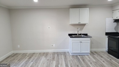 Welcome to easy, low-maintenance living in the highly desirable on Cross Creek Golf Course in Georgia - for sale on GolfHomes.com, golf home, golf lot