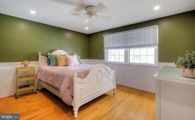 Welcome to 121 Bound Brook Ct in Washington Twp!Don't miss this on Wedgwood Country Club in New Jersey - for sale on GolfHomes.com, golf home, golf lot