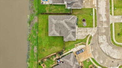 Get your tees and clubs ready! This 4 bedroom, 2.5 bath move in on Stone River Golf Club in Texas - for sale on GolfHomes.com, golf home, golf lot