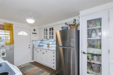 New Listing in High Point - 55+ Community with Fantastic on High Point Golf Club, Inc. in Florida - for sale on GolfHomes.com, golf home, golf lot