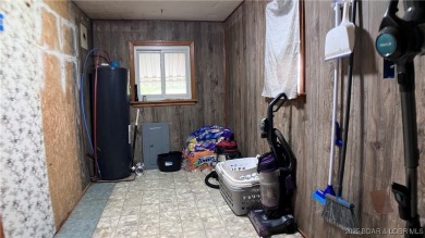 Charming 4-bedroom, 1-bath home in the heart of Tipton! This on Tipton Country Club in Missouri - for sale on GolfHomes.com, golf home, golf lot
