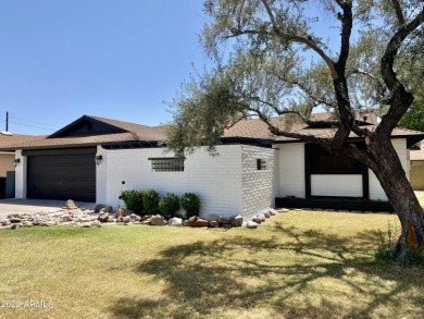 Newly renovated split  4 bedrooms single family house in one of on Ken McDonald Golf Course in Arizona - for sale on GolfHomes.com, golf home, golf lot