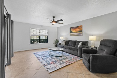 Charming and spacious 2-bedroom, 2-bathroom townhome located on Heritage Ridge Golf Club in Florida - for sale on GolfHomes.com, golf home, golf lot