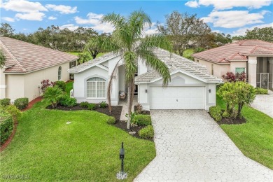 Sophisticated *turn key* great room ranch style home in on Olde Hickory Golf and Country Club in Florida - for sale on GolfHomes.com, golf home, golf lot