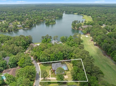 Spacious 5BR/5BA Pool Home on the 9th Hole of Golden Eagle Golf on Golden Eagle Country Club in Florida - for sale on GolfHomes.com, golf home, golf lot