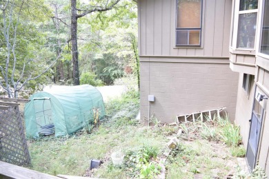 Welcome to the market this charming 3-bedroom 3 bath home on Indian Hills Country Club in Arkansas - for sale on GolfHomes.com, golf home, golf lot