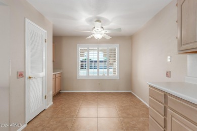 Welcome to this bright and spacious 2-bedroom, 2-bathroom Sun on PalmBrook Country Club in Arizona - for sale on GolfHomes.com, golf home, golf lot