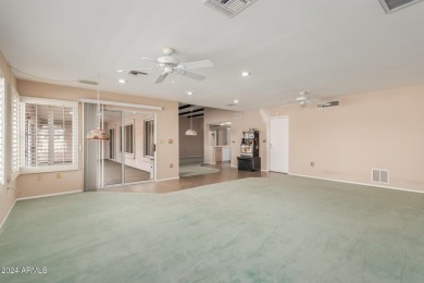 Welcome to this bright and spacious 2-bedroom, 2-bathroom Sun on PalmBrook Country Club in Arizona - for sale on GolfHomes.com, golf home, golf lot