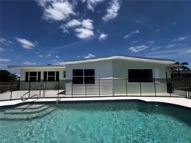 This Adorable Pool Home is located at the end of a cul-de-sac on on Port Charlotte Golf Club in Florida - for sale on GolfHomes.com, golf home, golf lot