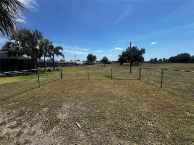 This Adorable Pool Home is located at the end of a cul-de-sac on on Port Charlotte Golf Club in Florida - for sale on GolfHomes.com, golf home, golf lot