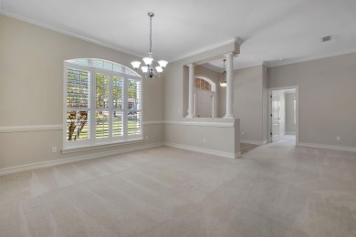 This beautifully landscaped 4-bedroom, 3-bath is an all-brick on The Golf Club At Summerbrooke in Florida - for sale on GolfHomes.com, golf home, golf lot