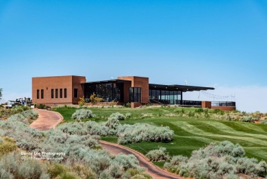 Beautiful, upgraded home with a large saltwater pool & spa right on Sand Hollow Golf Resort in Utah - for sale on GolfHomes.com, golf home, golf lot