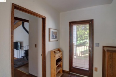 Prime location just 800 ft to Lake Lodge Marina!  *Sausalito on Pine Mountain Lake Country Club in California - for sale on GolfHomes.com, golf home, golf lot