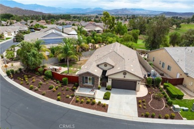 Beautifully upgraded, this Invitational model is located in the on Hemet Golf Club in California - for sale on GolfHomes.com, golf home, golf lot
