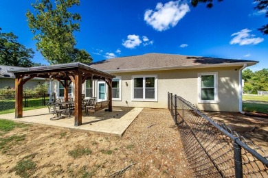 So many checks, so many boxes, say hello to your forever home! on Diamondhead Golf and Country Club in Arkansas - for sale on GolfHomes.com, golf home, golf lot