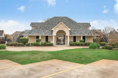 Luxury Executive Home in One of Bossier City's Elite Gated on The Golf Club At StoneBridge in Louisiana - for sale on GolfHomes.com, golf home, golf lot