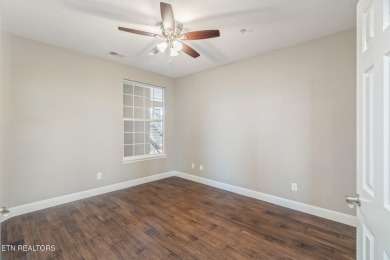 COMPLETELY REMODELED, MAIN LEVEL, 3 BEDROOM!
Nestled within the on Rarity Bay Country Club - Loudon in Tennessee - for sale on GolfHomes.com, golf home, golf lot