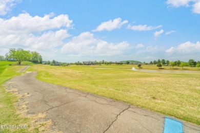 COMPLETELY REMODELED, MAIN LEVEL, 3 BEDROOM!
Nestled within the on Rarity Bay Country Club - Loudon in Tennessee - for sale on GolfHomes.com, golf home, golf lot