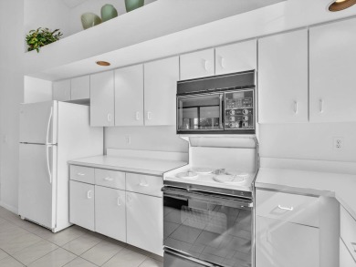 One of the nicest, pristine, 2 bedroom, 2 bath condos in on Aberdeen Golf and Country Club in Florida - for sale on GolfHomes.com, golf home, golf lot