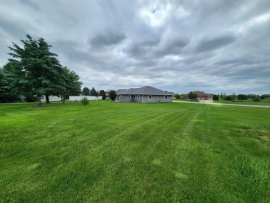 Beautiful Golf Course Retreat on .62 Acres - Move-In Ready on The Ridge Golf Club in Iowa - for sale on GolfHomes.com, golf home, golf lot