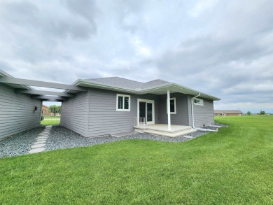 Beautiful Golf Course Retreat on .62 Acres - Move-In Ready on The Ridge Golf Club in Iowa - for sale on GolfHomes.com, golf home, golf lot