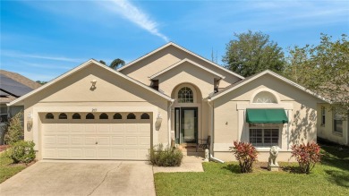 Under contract-accepting backup offers. Welcome to your ideal on Wedgefield Golf Club in Florida - for sale on GolfHomes.com, golf home, golf lot