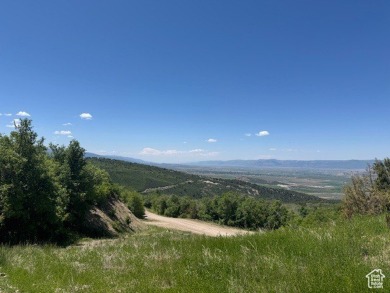This effectively brand new home is located in the gated Skyline on Skyline Mountain Resort and Golf Course in Utah - for sale on GolfHomes.com, golf home, golf lot