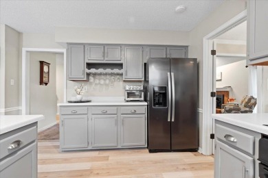 RARE FIND! A Lakeland 4 bedroom home all on ONE LEVEL right by on Stonebridge Golf Club in Tennessee - for sale on GolfHomes.com, golf home, golf lot