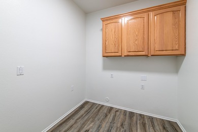 Welcome to the beautiful Sun River Lifestyle. Enjoy this nicely on Sunriver Golf Club in Utah - for sale on GolfHomes.com, golf home, golf lot