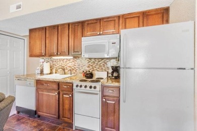 Welcome to this beautifully maintained 2-bedroom, 2-bath condo on Pointe Royale Village Country Club in Missouri - for sale on GolfHomes.com, golf home, golf lot