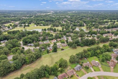 RARE FIND! A Lakeland 4 bedroom home all on ONE LEVEL right by on Stonebridge Golf Club in Tennessee - for sale on GolfHomes.com, golf home, golf lot