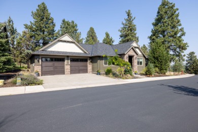Just steps from the golf course, this stunning single-level on  in Oregon - for sale on GolfHomes.com, golf home, golf lot
