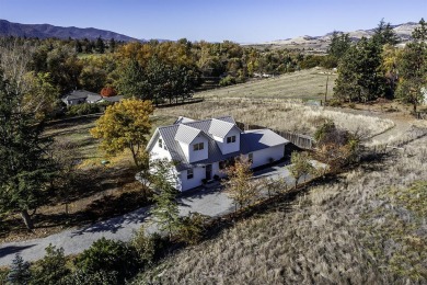 Beautifully remodeled like-new Craftsman farmhouse to be sold on Oak Knoll Golf Course in Oregon - for sale on GolfHomes.com, golf home, golf lot