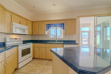 JUST REDUCED OVER $70,000 ROR QUICK SALE!!!   OUSTANDING WATER on Ocala Palms Golf and Country Club in Florida - for sale on GolfHomes.com, golf home, golf lot
