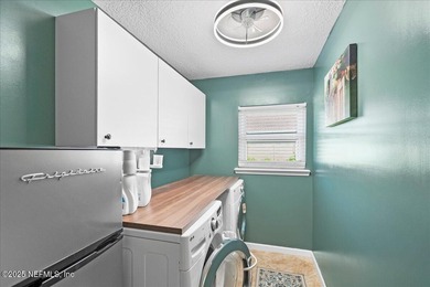 ***SELLERS TO PAY ALL CLOSING COST WITH FULL ASKING PRICE on Eagle Landing Golf Club in Florida - for sale on GolfHomes.com, golf home, golf lot