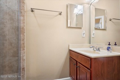 ***SELLERS TO PAY ALL CLOSING COST WITH FULL ASKING PRICE on Eagle Landing Golf Club in Florida - for sale on GolfHomes.com, golf home, golf lot