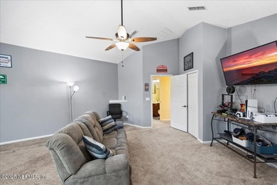 ***SELLERS TO PAY ALL CLOSING COST WITH FULL ASKING PRICE on Eagle Landing Golf Club in Florida - for sale on GolfHomes.com, golf home, golf lot