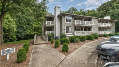 Beautiful end-unit condo in South Park , newly remodeled on Carmel Country Club in North Carolina - for sale on GolfHomes.com, golf home, golf lot