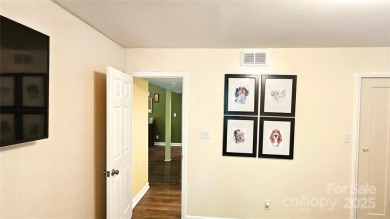 Beautiful end-unit condo in South Park , newly remodeled on Carmel Country Club in North Carolina - for sale on GolfHomes.com, golf home, golf lot