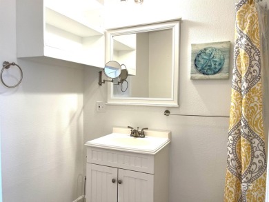 Ready for rental season with this versatile beach house! Totally on Kiva Dunes Golf Club in Alabama - for sale on GolfHomes.com, golf home, golf lot
