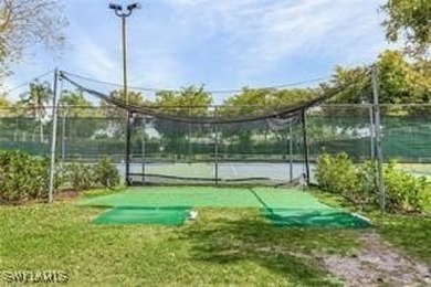 EXCEPTIONAL PRICE ON THIS 2ND FLOOR/3BR END/CORNER UNIT IN on Golfview Golf and Racquet Club in Florida - for sale on GolfHomes.com, golf home, golf lot