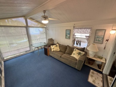 This well cared for 2-bedroom, 2 bathrooms Palm Harbor home on Del Tura Golf and Country Club in Florida - for sale on GolfHomes.com, golf home, golf lot