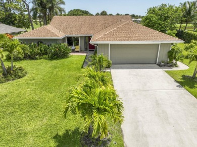 This beautifully updated 3 bedroom, 2 bath pool home is truly on Heritage Ridge Golf Club in Florida - for sale on GolfHomes.com, golf home, golf lot